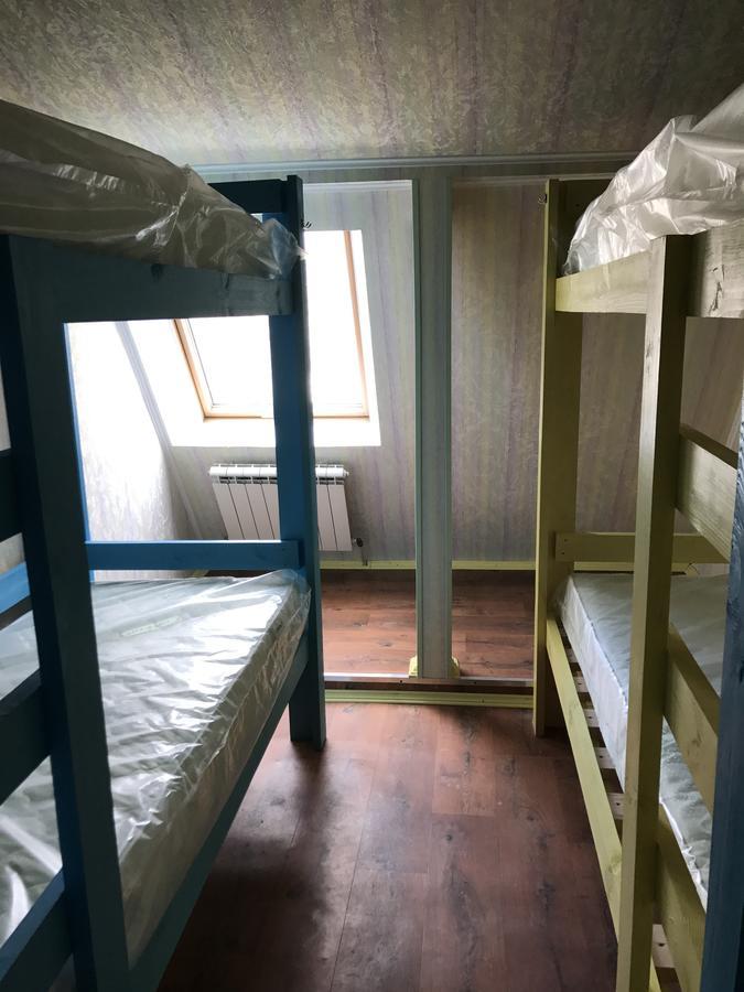 Hostel Darnitsa1 Kiev Exteriör bild