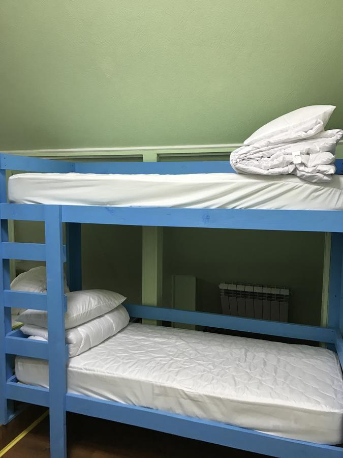 Hostel Darnitsa1 Kiev Exteriör bild