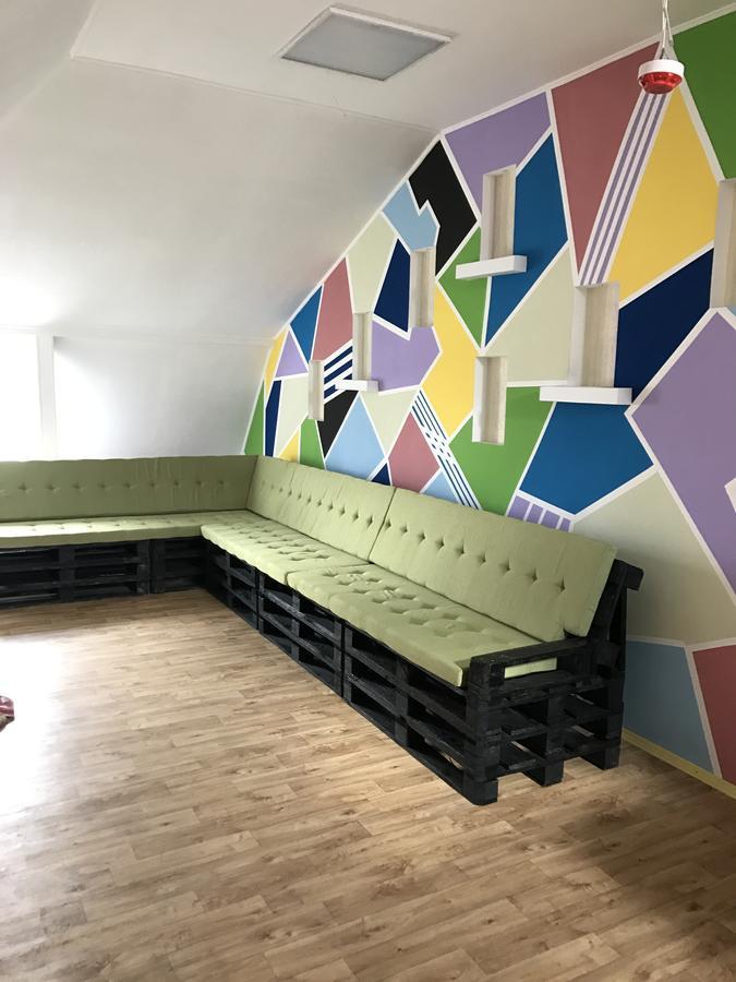Hostel Darnitsa1 Kiev Exteriör bild