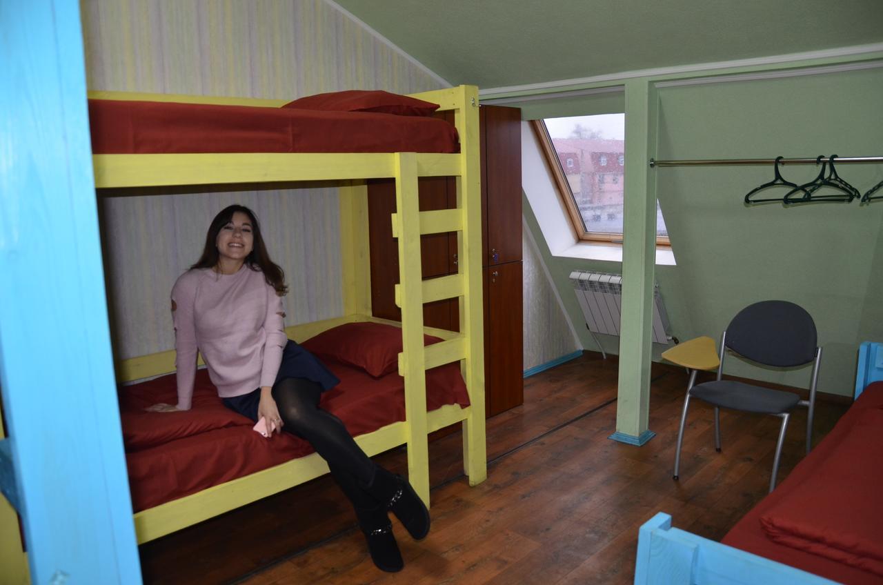 Hostel Darnitsa1 Kiev Exteriör bild