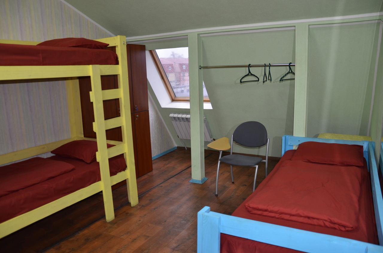 Hostel Darnitsa1 Kiev Exteriör bild